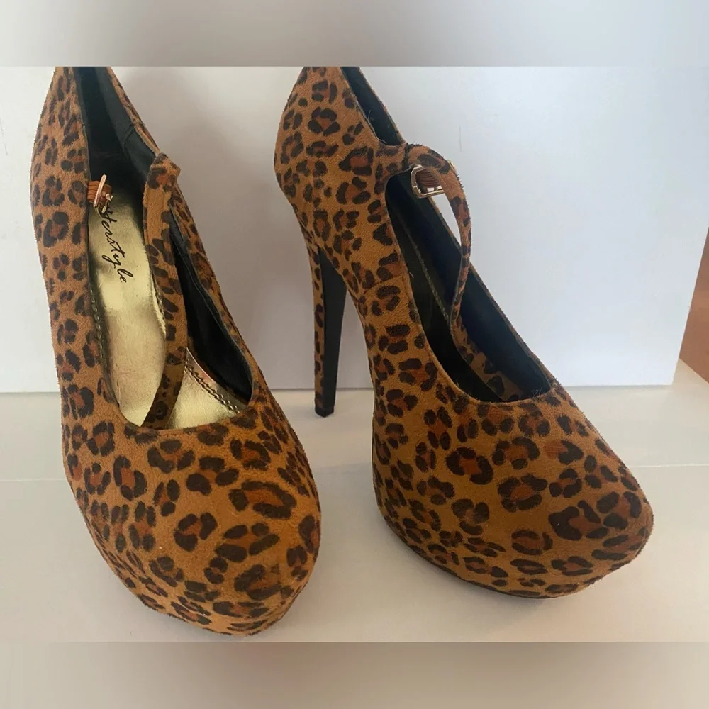Herstyle Cheetah Print Heels